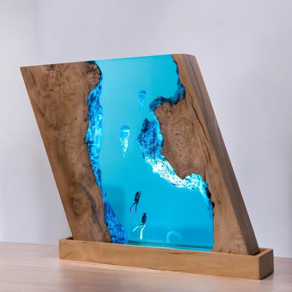 Personalize Handmade Ocean Wave Resin Lamp – Diver & Jellyfish Epoxy Art with Wood Base Night Lamp | Gift for Mom