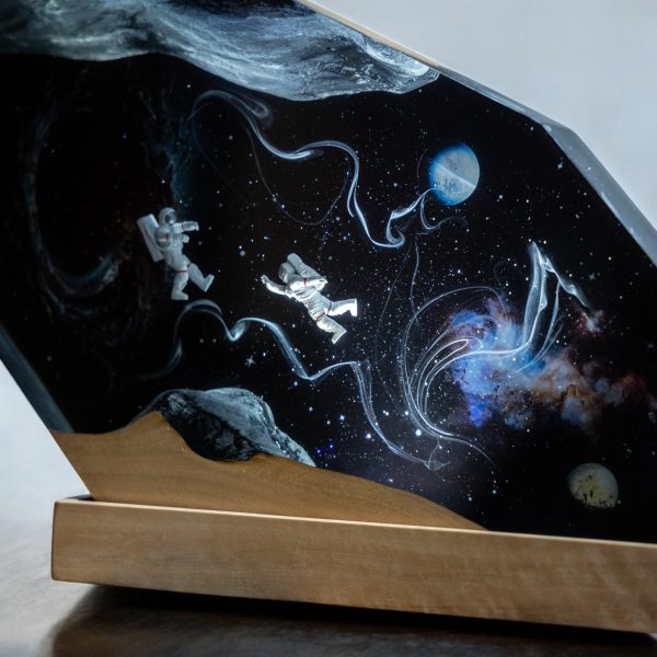 Custom Handmade Galaxy Resin Lamp – Astronaut & Space Epoxy Art with Wood Base | Gift for Mom | Room decor