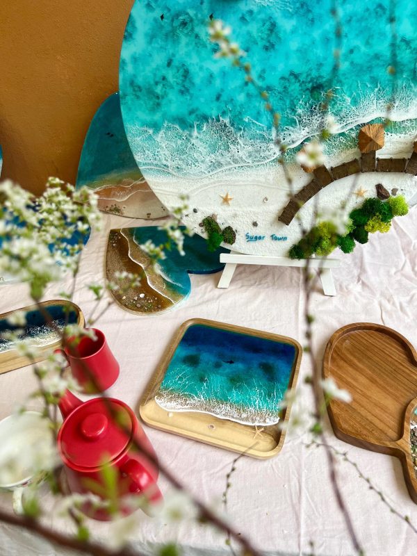 Ocean Resin Square Serving Tray | Handmade Beach Wave Wooden Décor with Starfish & Shells | Gift for Mom | Gift for Ocean Lovers